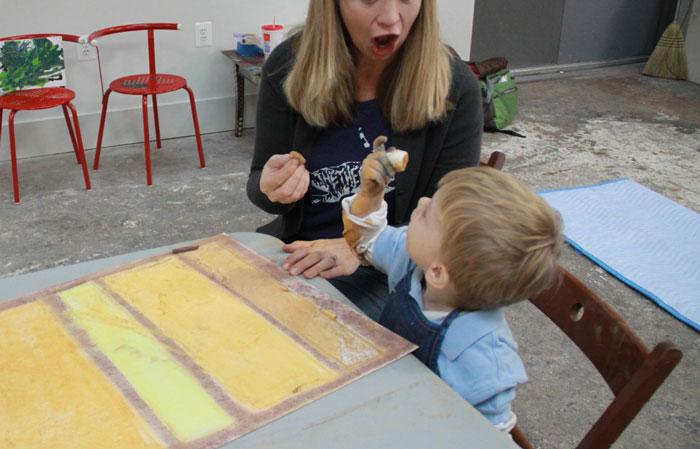 Guy Asks Whether He Did The Wrong Thing By Telling Off His Child-Free Sister As He's Fed Up With Her Parenting Ideas Guy Asks Whether He Did The Wrong Thing By Telling Off His Child-Free Sister As He's Fed Up With Her Parenting Ideas