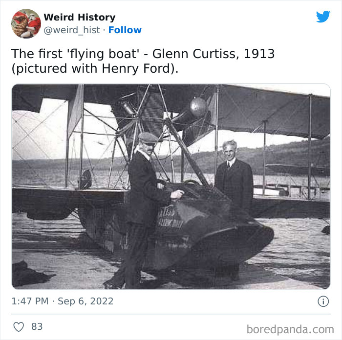 Weird History Tweets