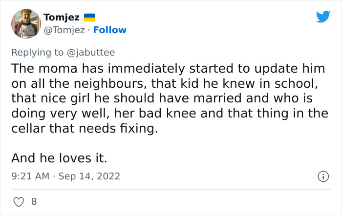 Ukrainian Soldier Embraces His Mother After Liberating Her Town From Russian Occupation Ukrainian Soldier Embraces His Mother After Liberating Her Town From Russian Occupation