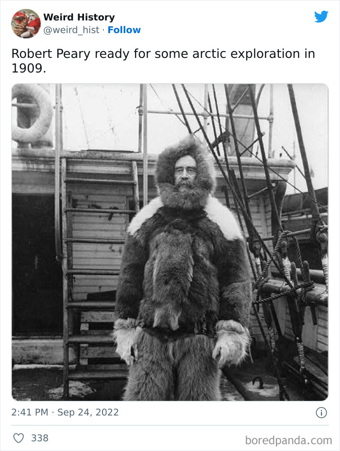 Weird History Tweets