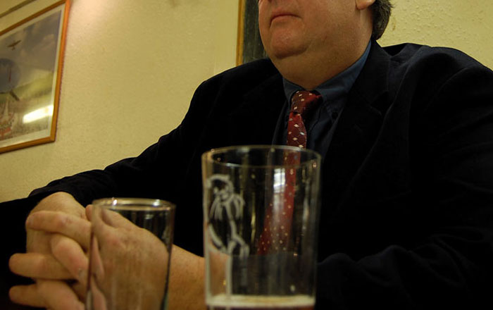 Woman Moves Out The Night She Turns 18 Because She Can’t Stand Her Dad As She Realized Her Parents Divorced Because He Was So Mean To Her Woman Moves Out The Night She Turns 18 Because She Can’t Stand Her Dad As She Realized Her Parents Divorced Because He Was So Mean To Her