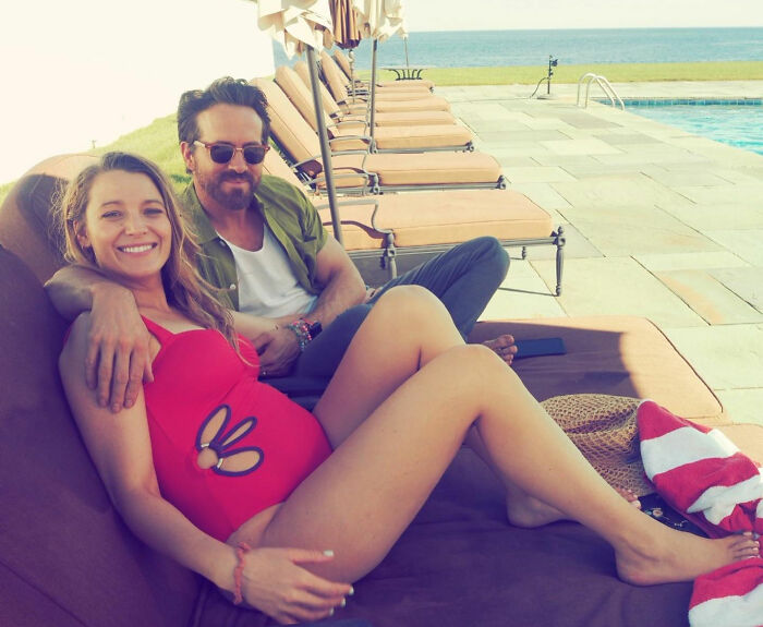 "You Freak Me And My Kids Out": Blake Lively Posts 8 Pregnancy Pics So The Creepy Paparazzi Will Stop Camping Near Her House "You Freak Me And My Kids Out": Blake Lively Posts 8 Pregnancy Pics So The Creepy Paparazzi Will Stop Camping Near Her House