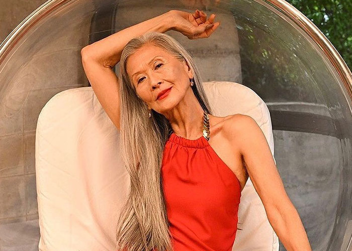 “If I Don’t Try, I’ll Never Know”: Woman Becomes A Model At 68, Smashes Age And Beauty Stereotypes