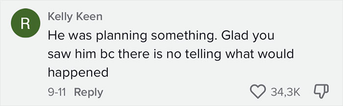 Woman Notices A Sketchy Car Following Her And Decides To Trust Her Gut That Something Isn't Right, Captures Everything On Camera Woman Notices A Sketchy Car Following Her And Decides To Trust Her Gut That Something Isn't Right, Captures Everything On Camera