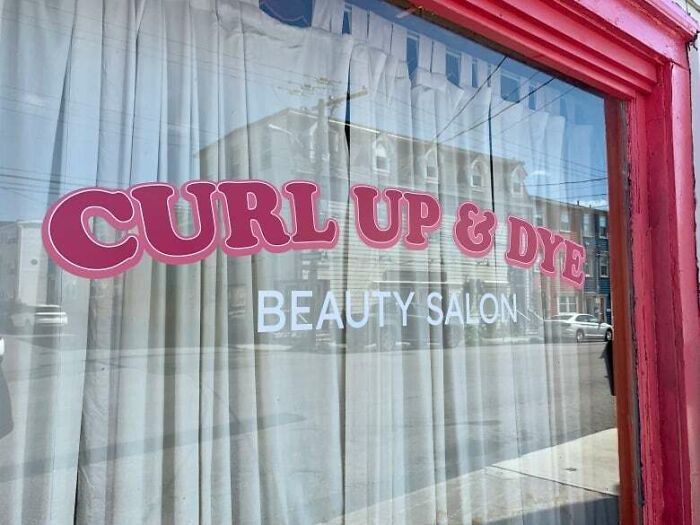 Curl Up & Dye Beauty Salon