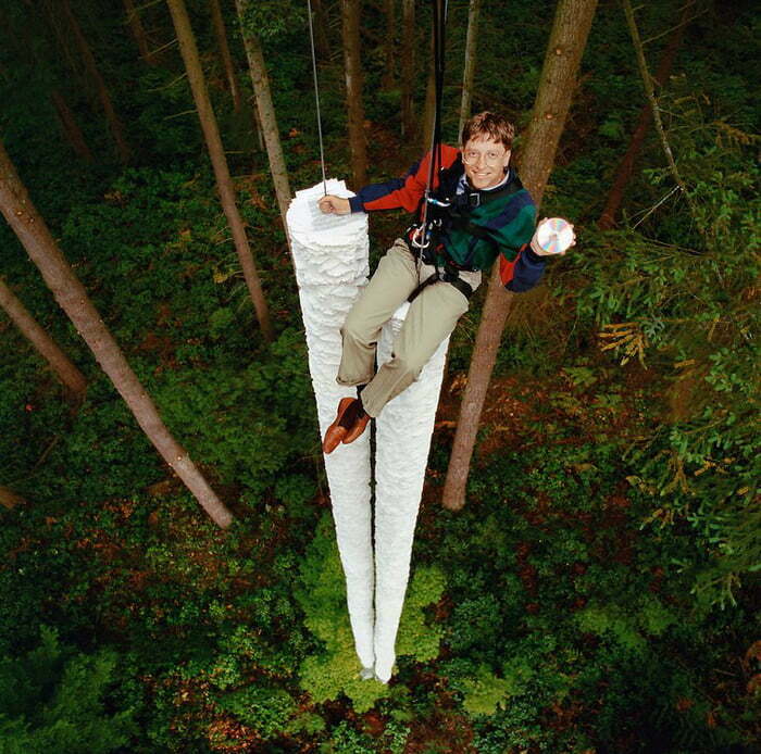 Bill Gates 1994: This Cd-Rom Can Hold More Information Than All The Paper That's Here Below Me