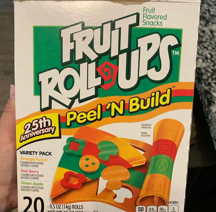 Fruit Roll UPS Peel N Build Pizza Snack