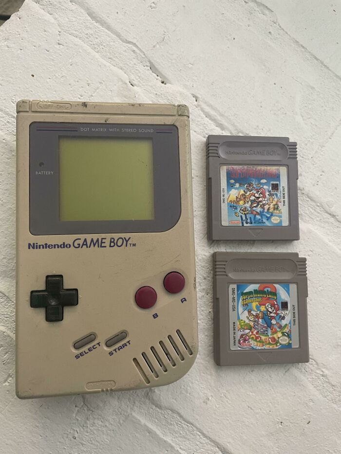 Encontré mi Game Boy hoy mientras limpiaba algunas cajas viejas