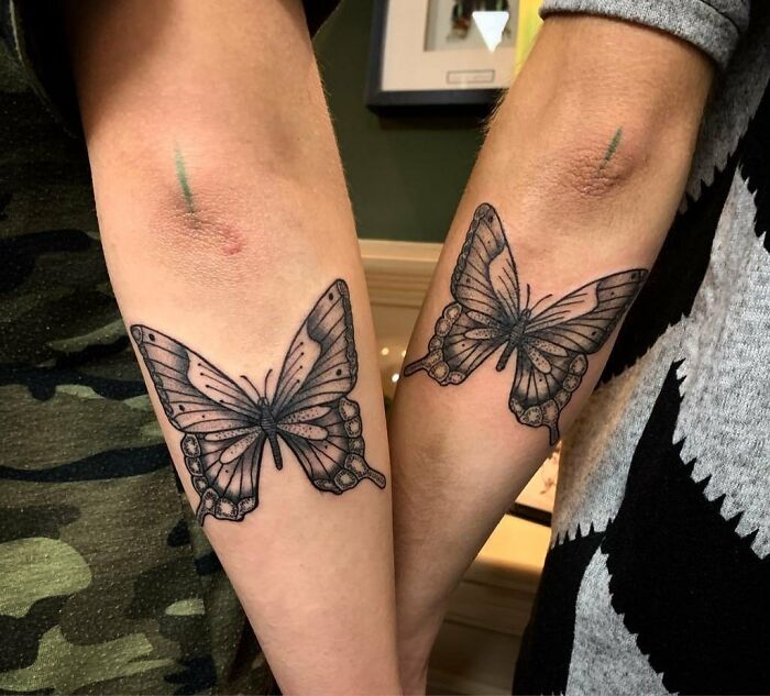 Tatuagens de borboleta combinando