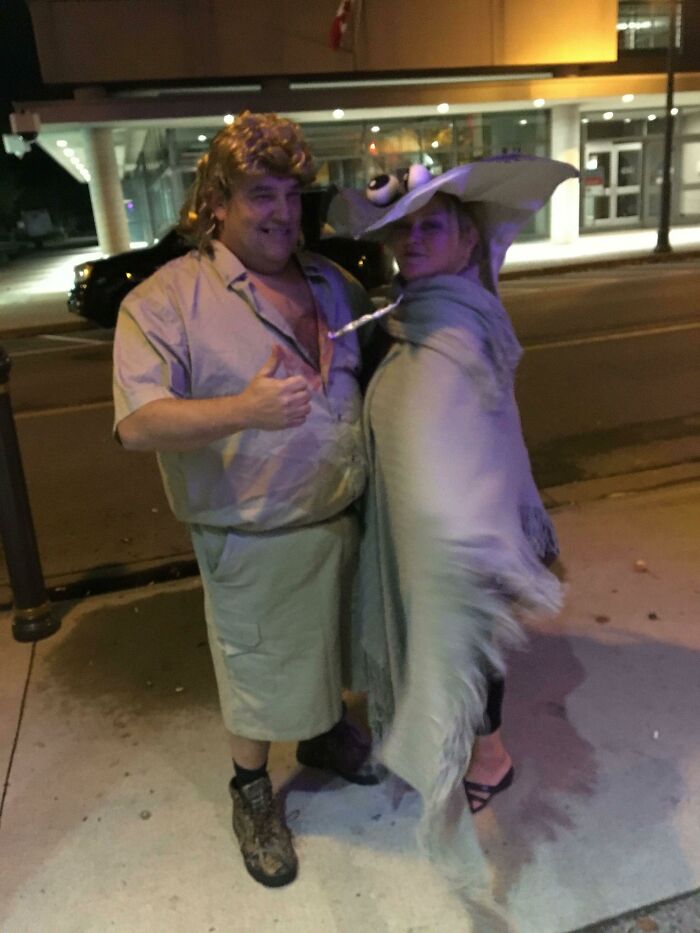 This Steve Irwin Couple Costume