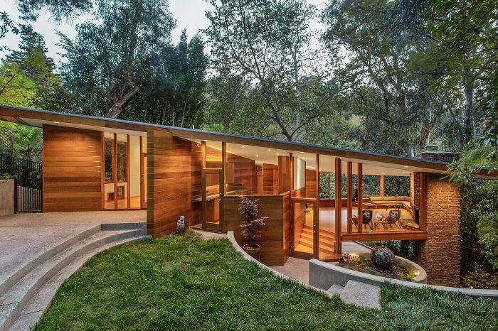 Tyler House, Designed In 1950 By John Lautner. Los Angeles, California, USA