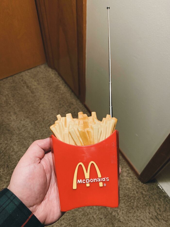 McDonald's Made A Fry Radio In The '80s And My Dad Gave Me His