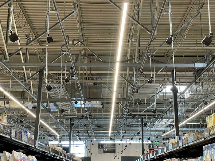 The Amount Of Cameras In The New Amazon Fresh Store Is A Little Orwellian