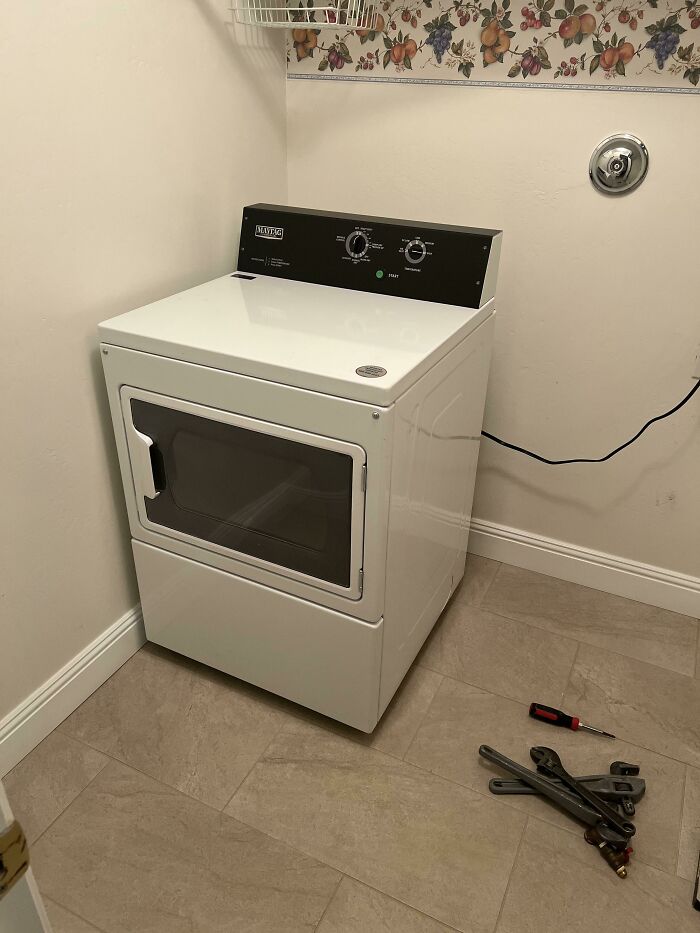 Picked Up A Maytag Commercial Grade Dryer For $600 At Lowes Open Box With Manufacturer Warranty. Msrp 1200! No WiFi And Annoying Buzzer That Lets You Know When It’s Done Working?? I’ll Take It!