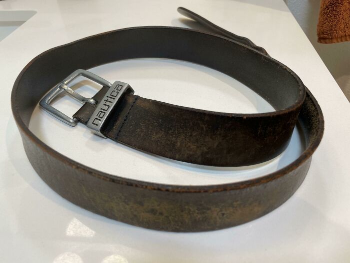 I Have Had This Super Thick Leather Nautica Belt For More Than 25 Years. I Have Probably Worn It Around Half Of The Total Days In That Time. It Shows Absolutely No Sign Of Failing