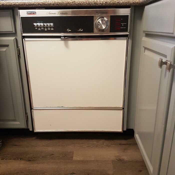 Roper Automatic Dishwasher. Installed 1978. Works Great And Is Quieter Than Most Of The New Dishwashers