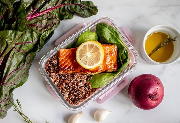 Salmon meals in the box