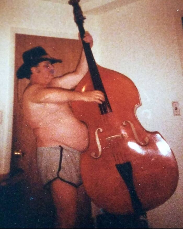 Bass Man In The Studio Face Plant In Your Booty Hole