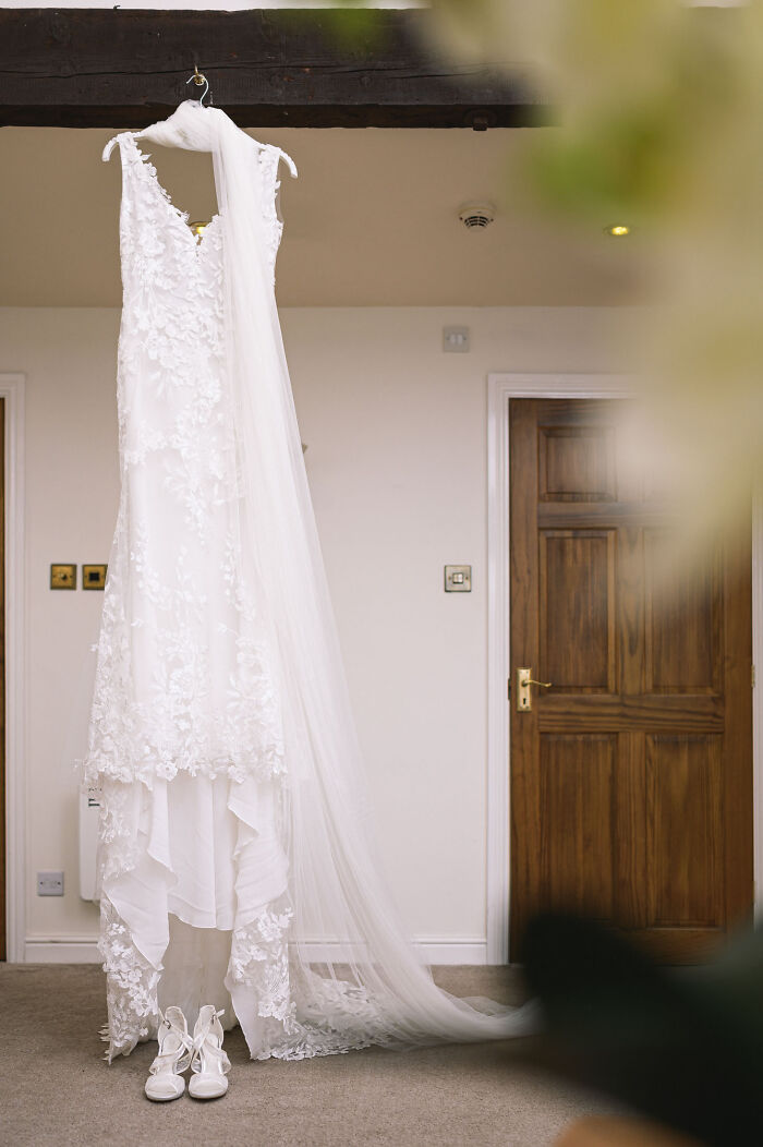 I Photographed A Wedding At Sandhole Oak Barn (15 Pics) I Photographed A Wedding At Sandhole Oak Barn (15 Pics)