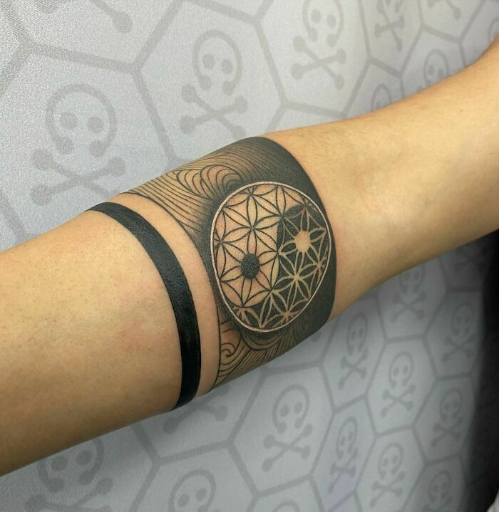 Ying & Yang Armband Combined With The Flower Of Life