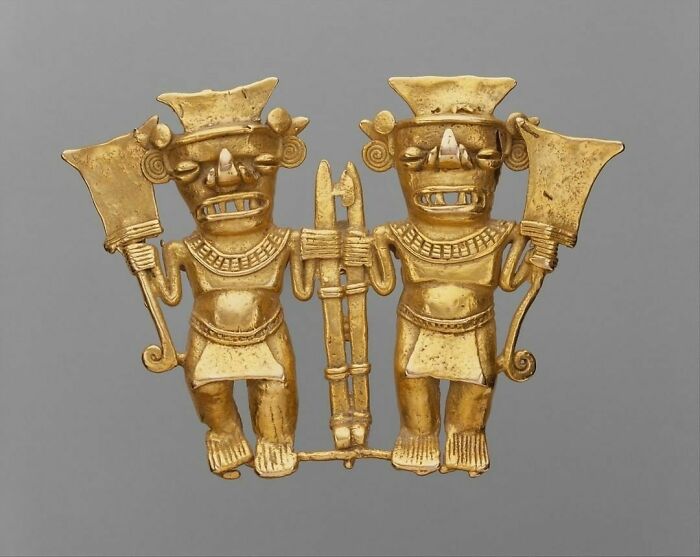 ‘Double Bat-Head Figure Pendant’, Veraguas Culture, Chiriquí, Panamá (11th-15th Century Ce)