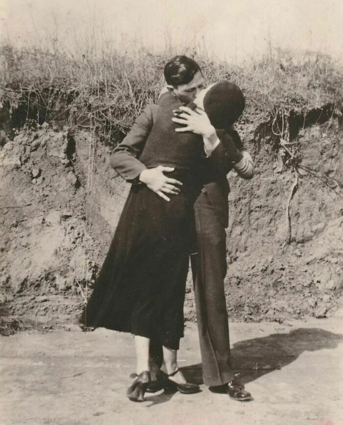 Bonnie And Clyde's Last Kiss A Few Hours Before They Were Killed, May 23, 1934
