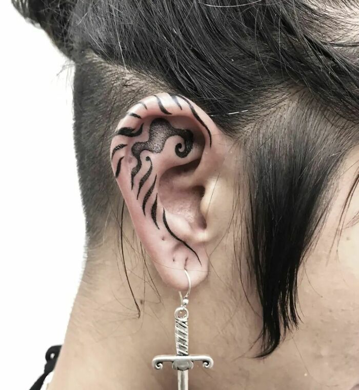 Tattoo uploaded by Tuigamala Andy • Mixed #polynesian behind ear, neck  piece. #feminine #samoan #maori #kirituhi • Tattoodo