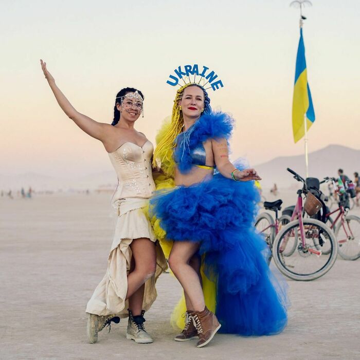 Bm 2022 Here We Are!
ukraine Costume - @shevelina.mua
corset - @sivana.atelier
headpiece - @embro_line