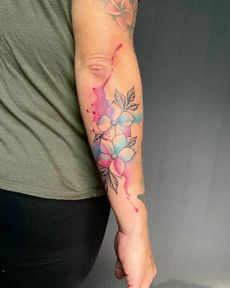 ▷ 1001 + ideas for a beautiful watercolor tattoo you can steal | Watercolor  wrist tattoo, Watercolor tattoo tree, Watercolor abstract tattoo