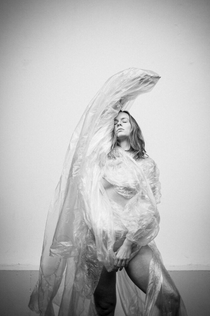 I Tried To Make A Photo Shoot Of My Story After I Suffered From Abuse (8 Pics)