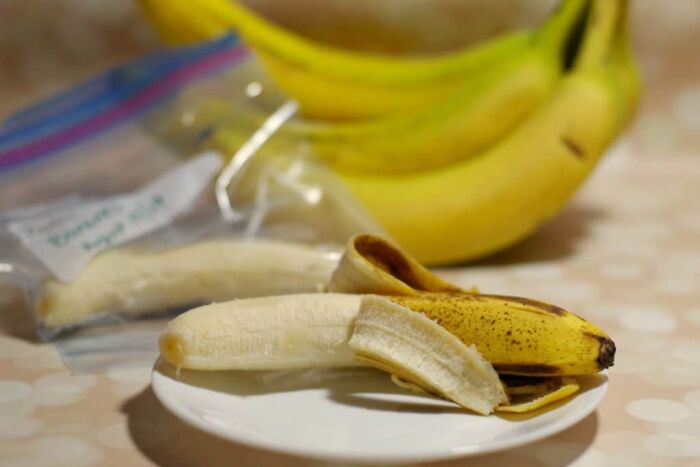 Peel Bananas Before You Freeze Them!