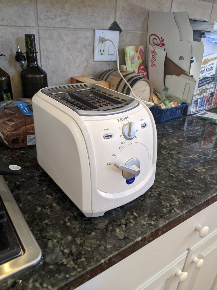 My Toaster Has Been Making Toast Every Day For 18 Years