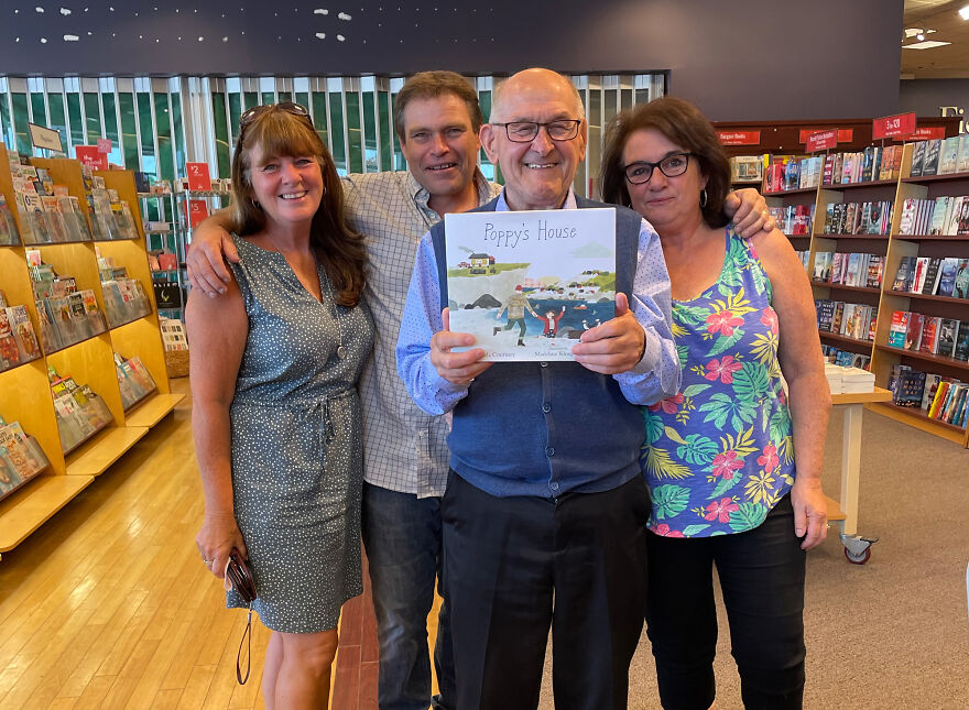 I Went On A Book Tour With My 93-Year-Old Grandfather I Went On A Book Tour With My 93-Year-Old Grandfather