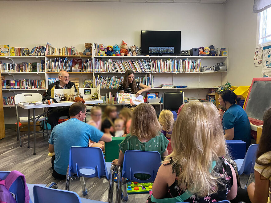 I Went On A Book Tour With My 93-Year-Old Grandfather I Went On A Book Tour With My 93-Year-Old Grandfather