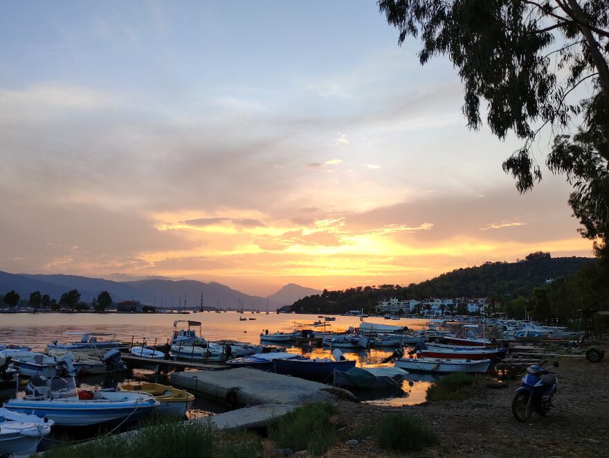 I Photographed The Poros Island In Greece (27 Pics)