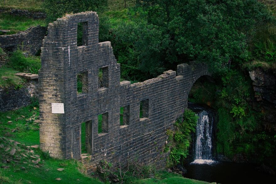 Cheesden Valley Old Ruins And Watermill