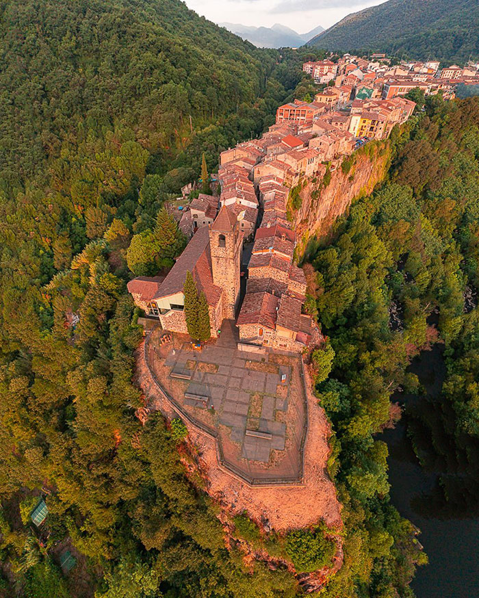 This Village Is Built On A Basaltic Cliff More Than 50 Meters High And Spreads About 1 Kilometer Long (Castellfollit De La Roca, Spain)