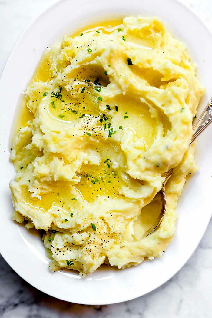 Heavy Cream Makes The Best Mashed Potatoes Ever
