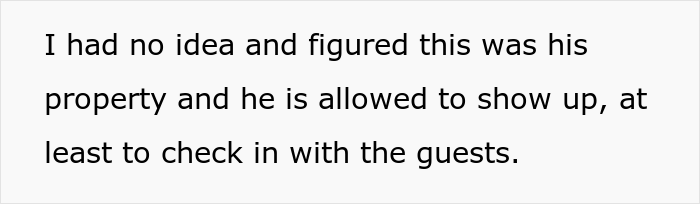 "It Cost Them Hundreds": Airbnb Host Leaves Couple That Brought A Dog An Unfair Review, They Teach Him A Lesson "It Cost Them Hundreds": Airbnb Host Leaves Couple That Brought A Dog An Unfair Review, They Teach Him A Lesson