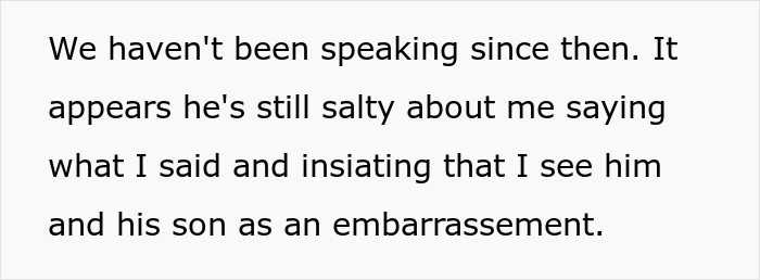 “AITA For Telling My Fiancé He Embarrassed Me When He Started Singing ‘Happy Birthday’ To His 5 Y.O. Son At The Restaurant?”