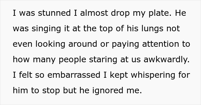 “AITA For Telling My Fiancé He Embarrassed Me When He Started Singing ‘Happy Birthday’ To His 5 Y.O. Son At The Restaurant?”
