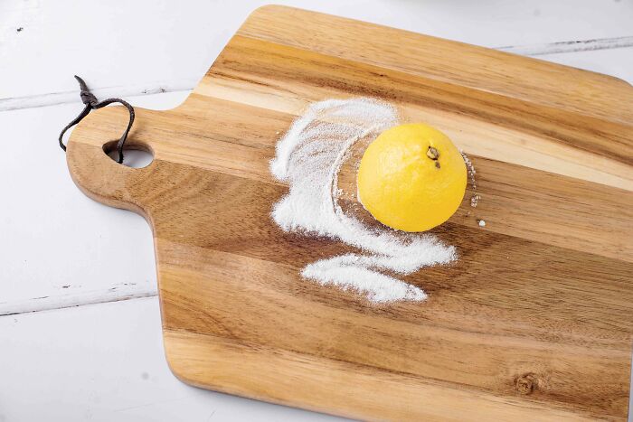 Properly Clean Wooden Cutting Boards