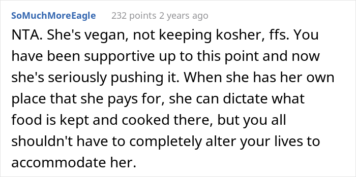 Vegan Teen Expects Everyone To Accommodate Her New Diet And Stop Eating Meat At Home, Dad Disagrees Vegan Teen Expects Everyone To Accommodate Her New Diet And Stop Eating Meat At Home, Dad Disagrees