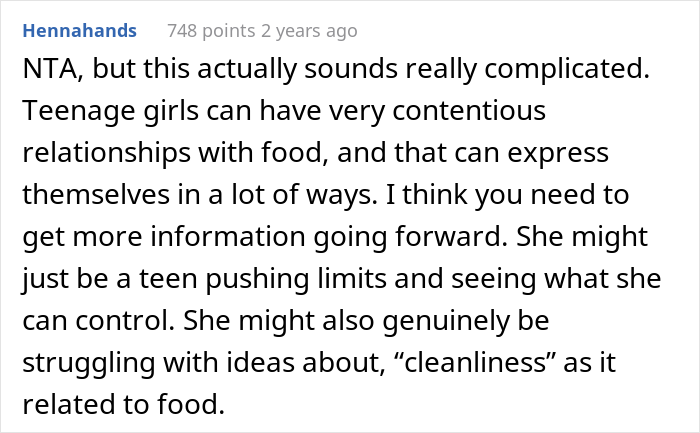 Vegan Teen Expects Everyone To Accommodate Her New Diet And Stop Eating Meat At Home, Dad Disagrees Vegan Teen Expects Everyone To Accommodate Her New Diet And Stop Eating Meat At Home, Dad Disagrees