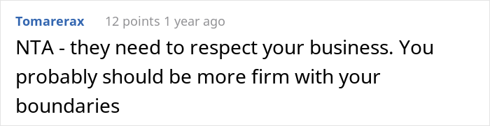 Woman Refuses To Let Down A Client Who Booked A Year In Advance Just So Parents Can Go On A Dog-Free Trip, Gets Called A Jerk Woman Refuses To Let Down A Client Who Booked A Year In Advance Just So Parents Can Go On A Dog-Free Trip, Gets Called A Jerk