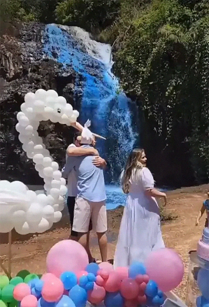 Couple Thought It Was A Good Idea To Dye A Whole Waterfall For Their Gender Reveal Party Couple Thought It Was A Good Idea To Dye A Whole Waterfall For Their Gender Reveal Party