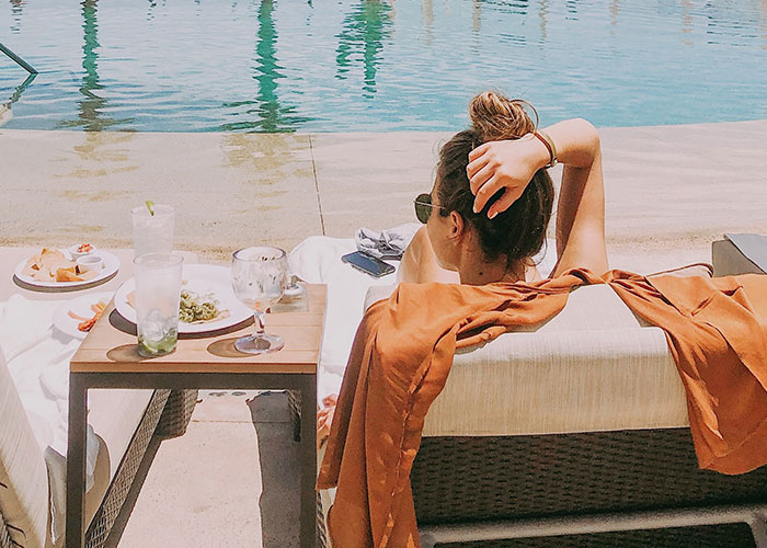 Mother Freaks Out After Finding Out How Much Her Childfree Cousin Spent On A Vacation, Calls Her 'Disgusting' Mother Freaks Out After Finding Out How Much Her Childfree Cousin Spent On A Vacation, Calls Her 'Disgusting'