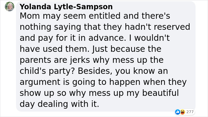"Don't Be The One To Mess It Up": Entitled Note On Public Park Benches Asks People To Not Sit There Because Of A Kid's Birthday "Don't Be The One To Mess It Up": Entitled Note On Public Park Benches Asks People To Not Sit There Because Of A Kid's Birthday