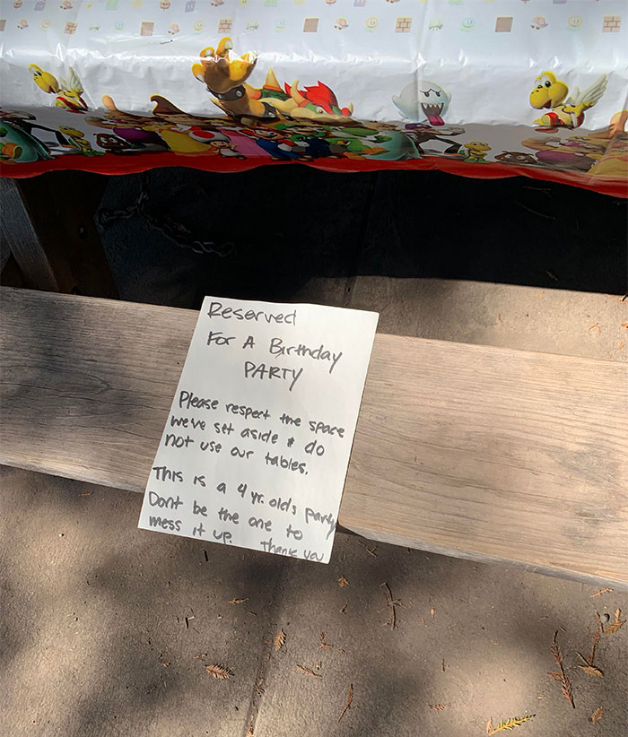 "Don't Be The One To Mess It Up": Entitled Note On Public Park Benches Asks People To Not Sit There Because Of A Kid's Birthday "Don't Be The One To Mess It Up": Entitled Note On Public Park Benches Asks People To Not Sit There Because Of A Kid's Birthday