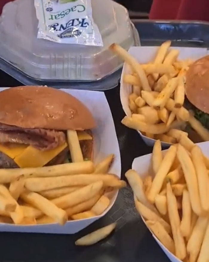 British Family Goes To Universal Studios, Leaves Speechless After Spending $1,113 In A Single Day British Family Goes To Universal Studios, Leaves Speechless After Spending $1,113 In A Single Day